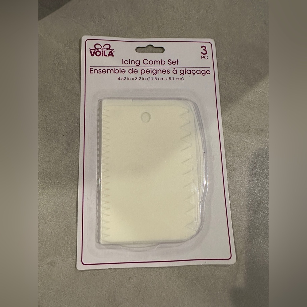 Icing Comb Set of 3 Voila Brand cake decorating tool scrape shape smooth plastic